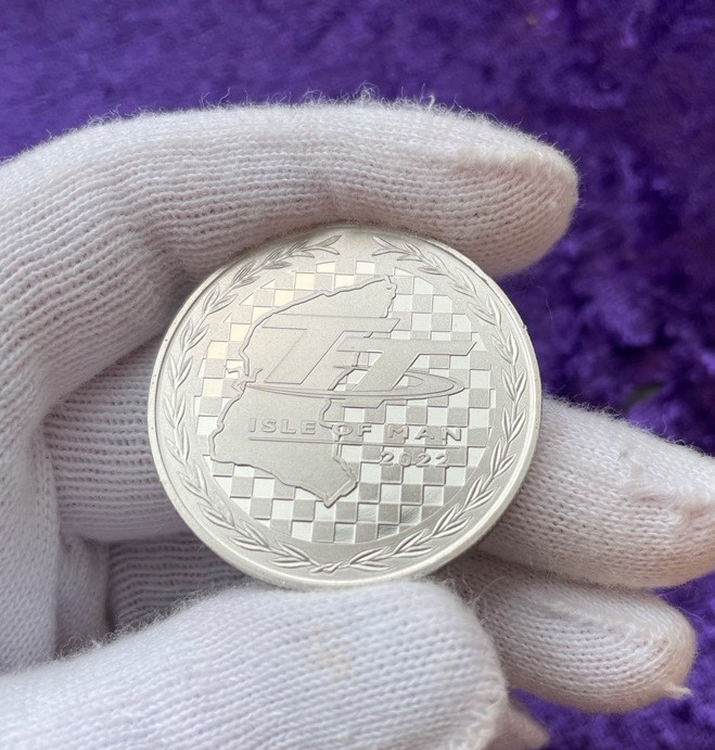 Crown reverse