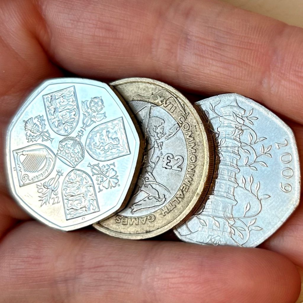 King Charles III 50p, Commonwealth Games Northern Ireland £2, and Kew Gardens 50p - your spare change could be worth £500